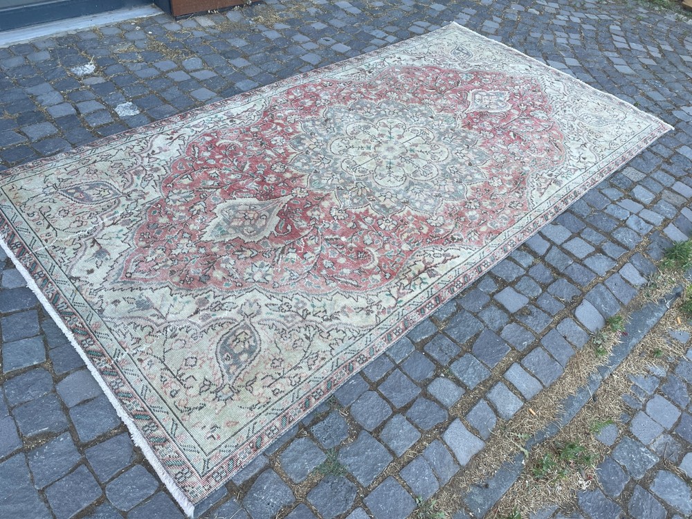 Turkish Vintage Rug, Handmade Wool Rug, Bohemian Large Rug, 8,2 x 9,9 ft