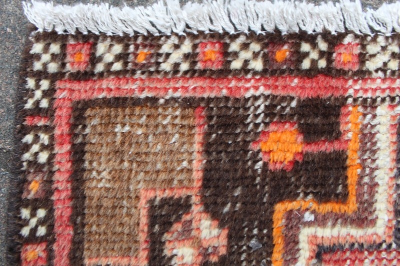 Vintage Worn Hand Made Traditional Oriental Wool Faded Red Rug 173x105cm gallery