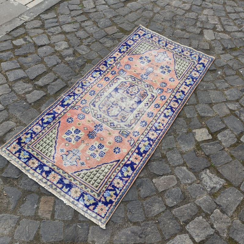 2x5 Persian Style kitchen rug 2.3 x 4.86 ft Vintage rug 70 x 148 cm runner gallery