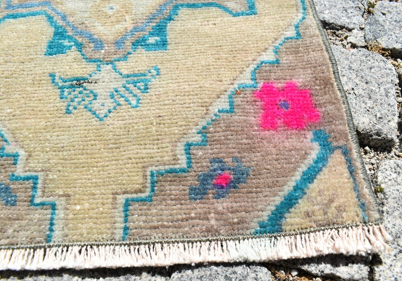 Vintage Rug 1'3'' x 2'6'' ft Anatolian Muted Dye Oushak Small Area Wool Rug gallery