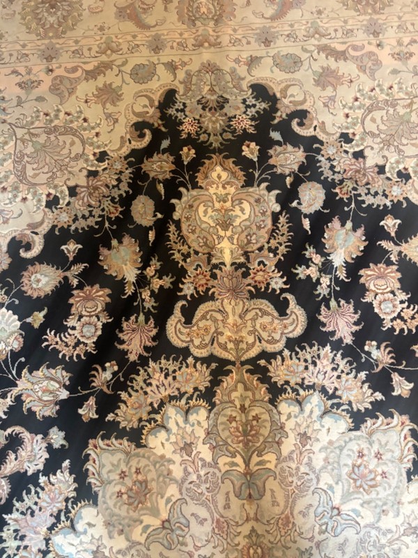 10.6x6.7. WOOL AND SILK HANDMADE RUG. CARPET .WITH SIGNATURE gallery