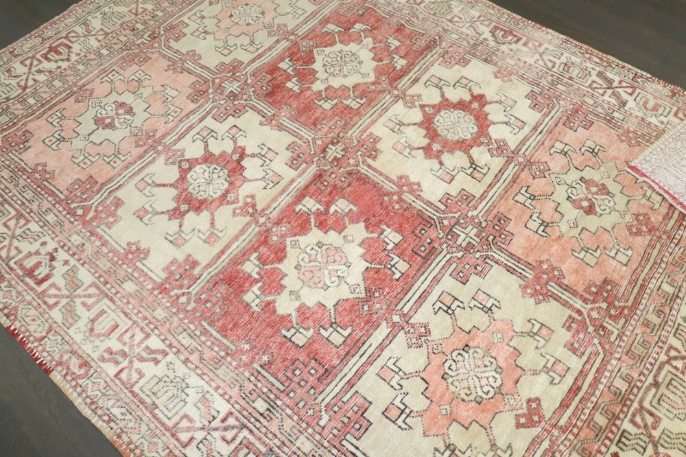 Antique Gorgeous Turkish Oushak Ushak Rug 6'x8'