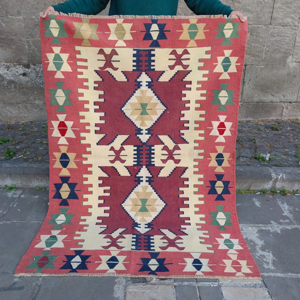 3.9 x 5.45 ft Vintage Turkish 4x5 Kilim Rug , 119 x 166 cm Tribal Handmade Kelim