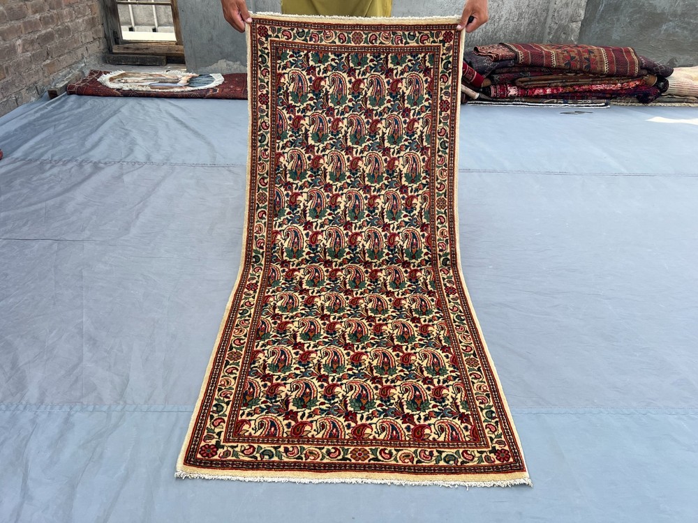 2'3 x 5'1 ft Vintage Turkish Hand Knotted Rug Caucasian Style Wool Area Rug