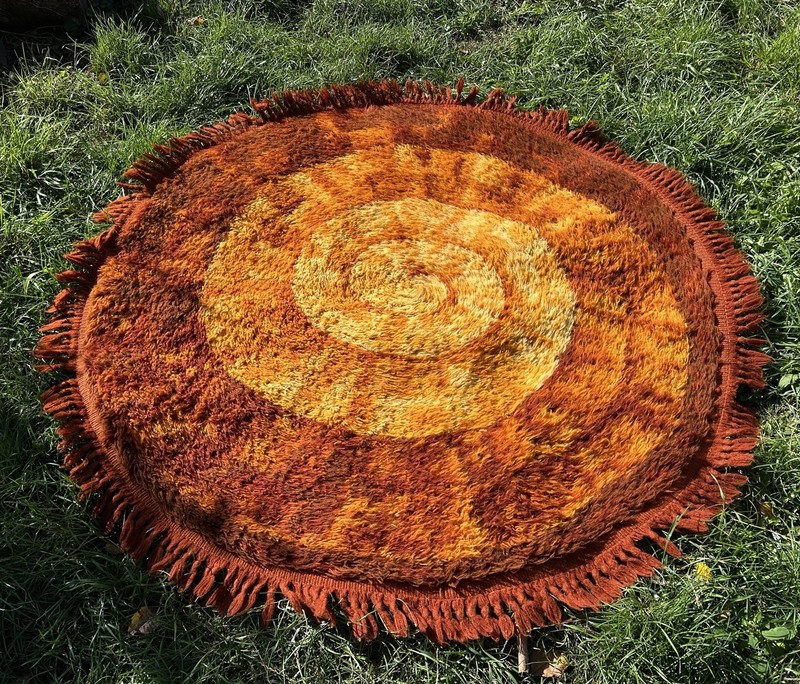 Rug Vintage Scandinavian ammonite sunburst rya shag pile wool 54" wide 1960/70's gallery
