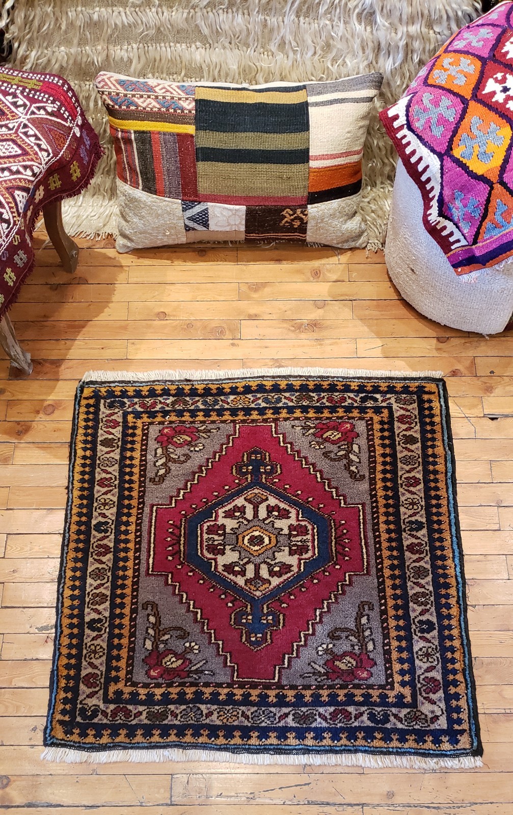 Beautiful Vintage 1960-1980's Wool Pile, Natural Dye,Tribal Rug 2’6” x 2’9” gallery