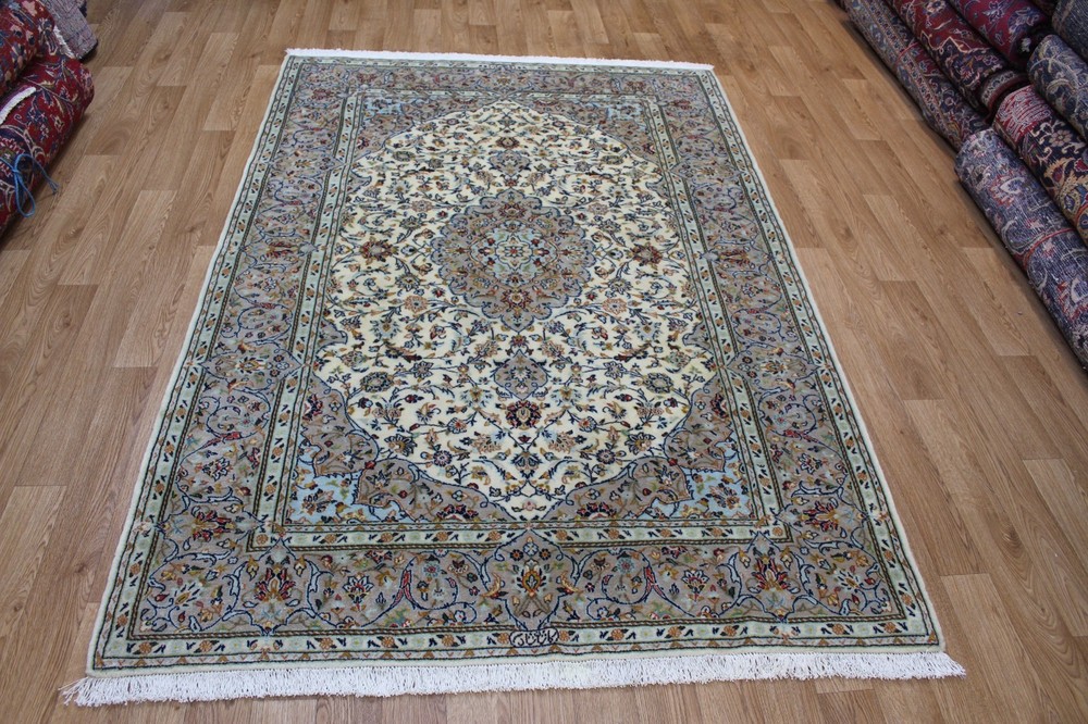 Fine Keshan Rug 218x145cm Hand Knotted Kurk Wool Signed Ivory Floral Medallion
