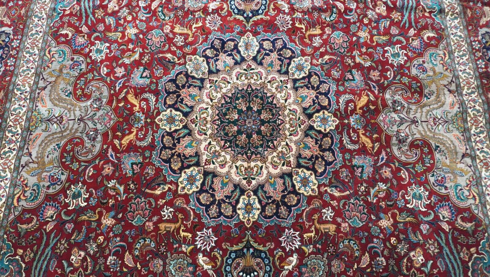 Antique Silk & Wool Isfahann Animals Birds Handmade Rug Silk Foundation 10'x14'