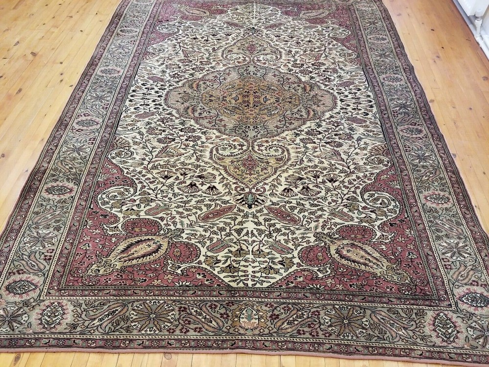 Beautiful Cr1920-1939s Antique Wool Pile Multi-Color Hereke Rug 7’x 9’8”