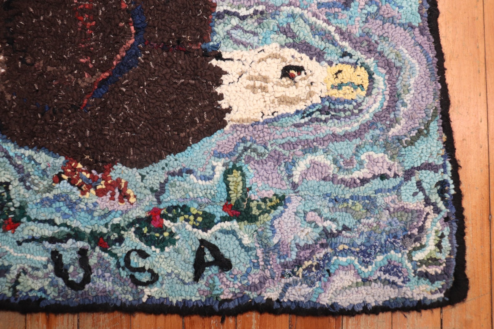 Vintage American Bald Eagle Hook Hooked Rug Size 1'5''x2'5'' gallery
