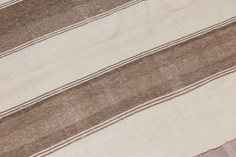 Authentic Turkish Kilim Rug 138x295 cm (4.5x9.7 ft) | Handmade Minimalist Rug gallery