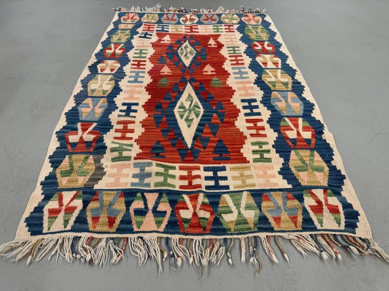 Large Vintage Turkish Kilim Rug 160x112 cm Wool Kelim Medium 2519 gallery