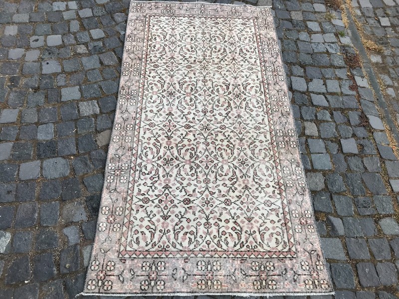 Home Decor Rug, Turkish Vintage Rug, Boho Decor Rug, Oushak Rug, 3,4 x 6,5 ft gallery