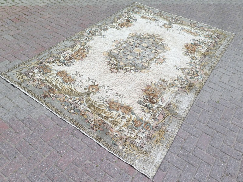 Vintage Turkish Rug, Distressed Floor Carpet, Handmade Wool Large Rug 84"x123" gallery