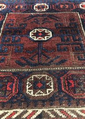 AN ANTIQUE VINTAGE DESIGN BALUCHSTAN TRIBAL BAG COLLECTOR ITEM