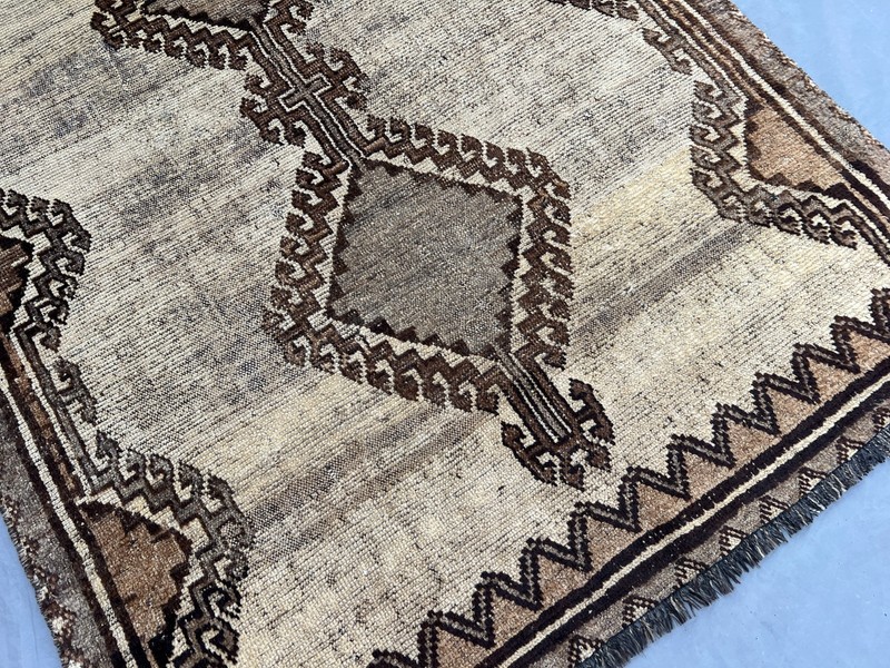 3'7x6'7 Ft Vintage Caucasian Hand Knotted Wool Rug Geometric Medallion Design gallery