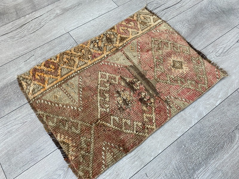 Bohemian rug, Square rug, Turkish vintage rug, Small rug, Wool rug, 1.4 x 2.0 ft gallery
