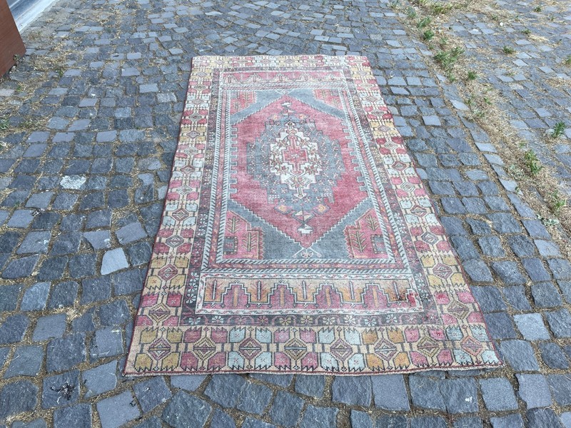 Home Decor Rug, Turkish Vintage Rug, Boho Decor Rug, 3,8 x 7,4 ft gallery