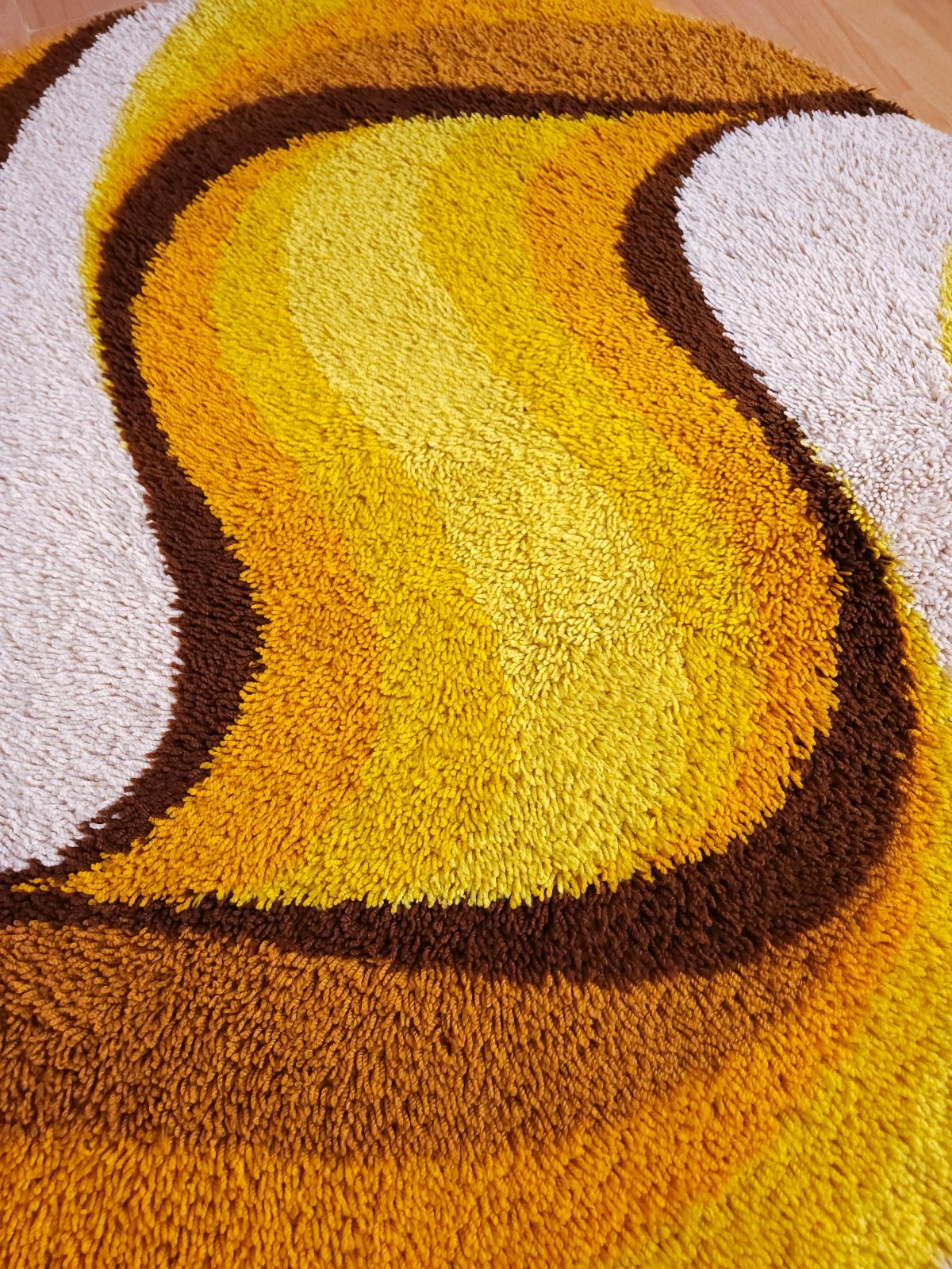 DESSO round shag Rug dralon wool Waves yellow brown vintage Mid Century 60s 70s gallery