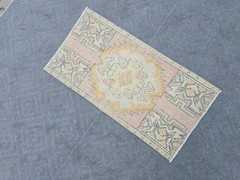Accent Vintage Turkish Oushak Rug 1.6×3 Hand Knotted Wool Pink Mustard Cream