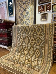 Bohemian Antique Tribal Flat-woven Kilim Rug from Kayseri Cappadocia 5’x6’6”