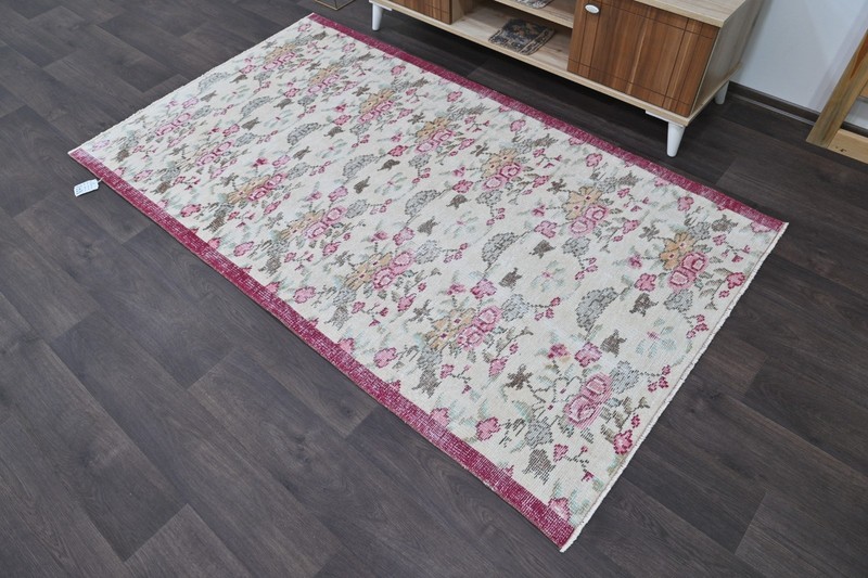 Oushak 4x7,Turkish Rug,vintage,anatolian,WHITE,kilim,Bohemian,handmade,wool gallery