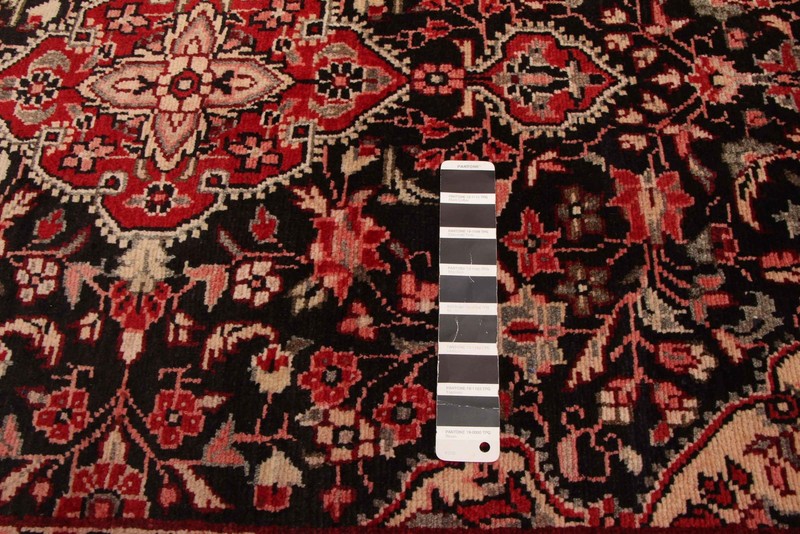 Vintage 3'5" x 5'4" Traditional Hand Knotted Vegetable Dye Wool Area Rug gallery