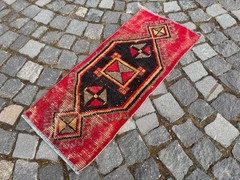 Vintage handmade rug,Turkish small rugs,Bohemian wool rug, Doormats 1,3 x 2,9 ft