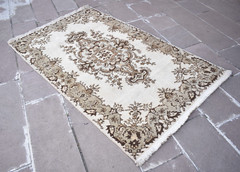 Vintage Turkish Rug 48” x 79” Muted Dye Embossed Rug Hand-knotted Wool Rug
