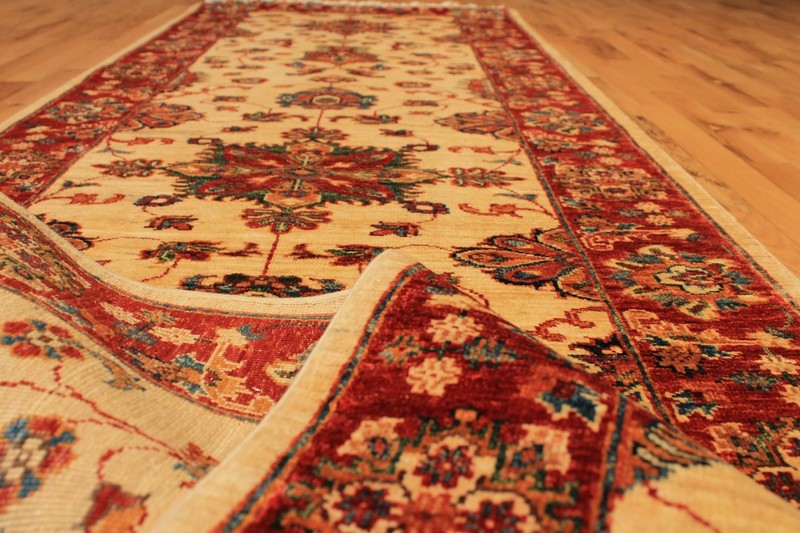 Hand-knotted Rug (Carpet) 2'8X9'3, Farahan mint condition gallery