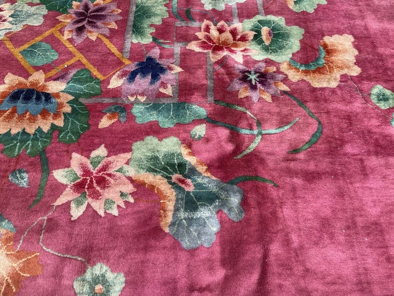 AN ATTRACTIVE ART DECO CHINESE RUG 4X6 ft gallery