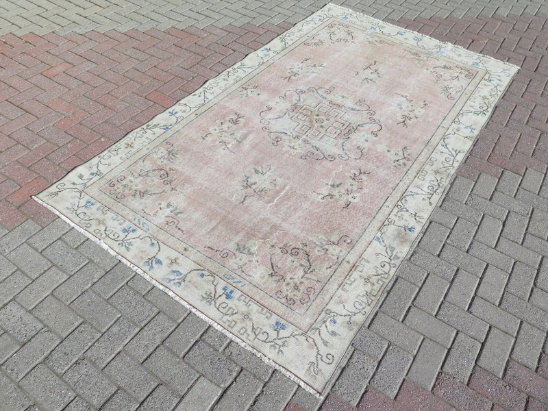 Area Rugs, Modern Rug, Turkish Carpet, Vintage Rug, Handmade Wool Rug 63"X111" gallery