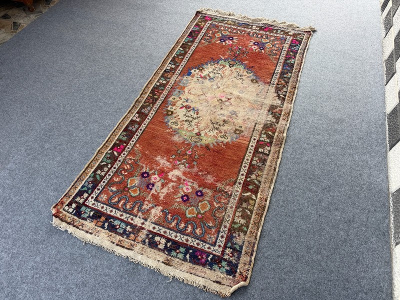 Vintage Turkish Medallion Rug 3x6.7 ft Handwoven Anatolian Wool 1970s Farmhouse gallery