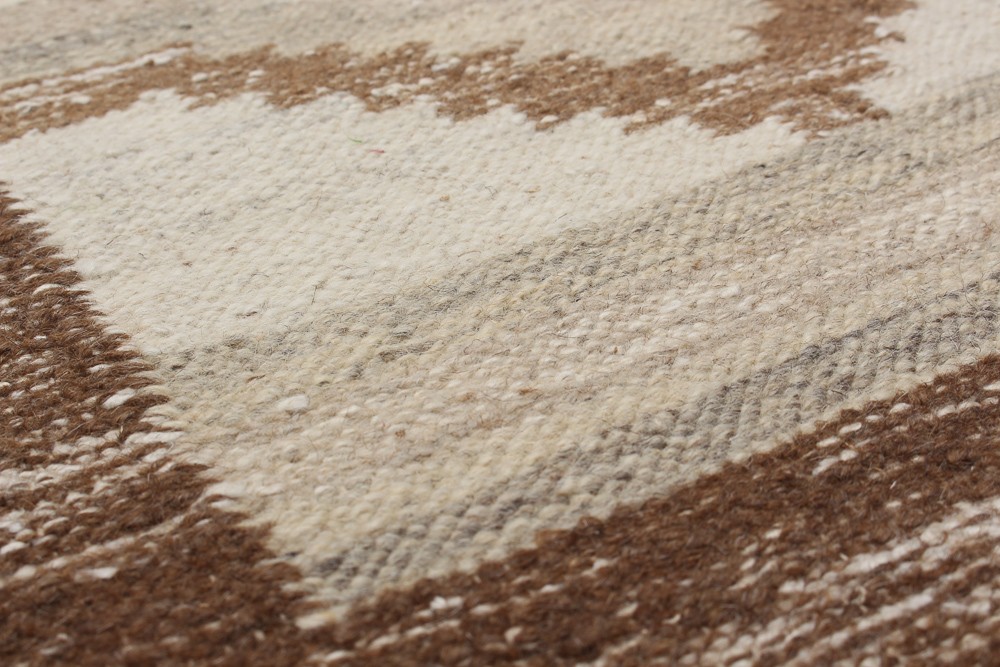 Vintage 5'5" x 7'7" Traditional Wool Hand Woven Oriental Area Rug gallery