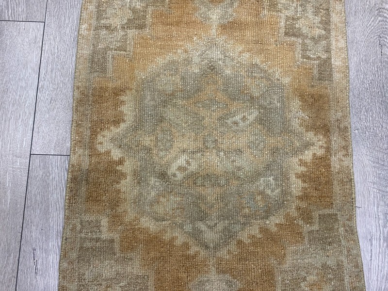 Faded rug, Muted rug, Turkish vintage rug, Small rug, Boho rug, 1.7 x 2.8 ft gallery