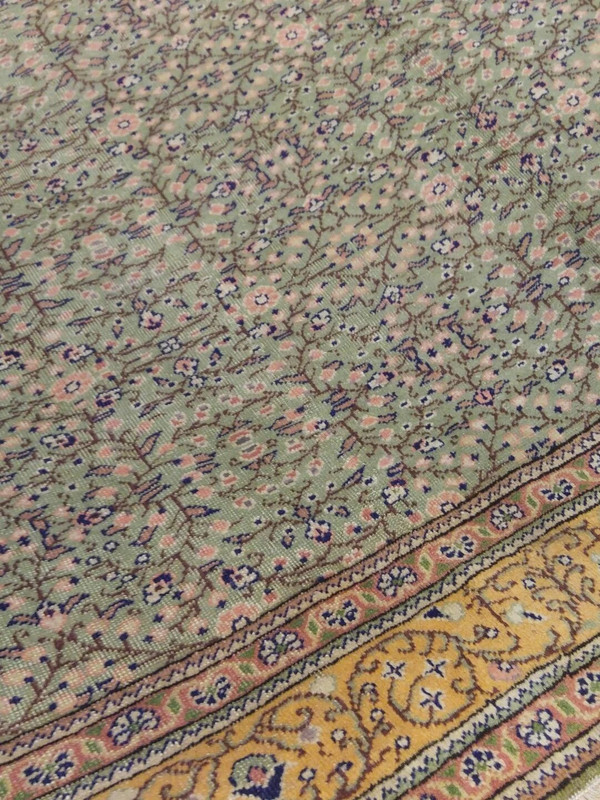 Exquisite Natural Dye Large Wool Pile High-End Hereke Rug 7x10ft gallery