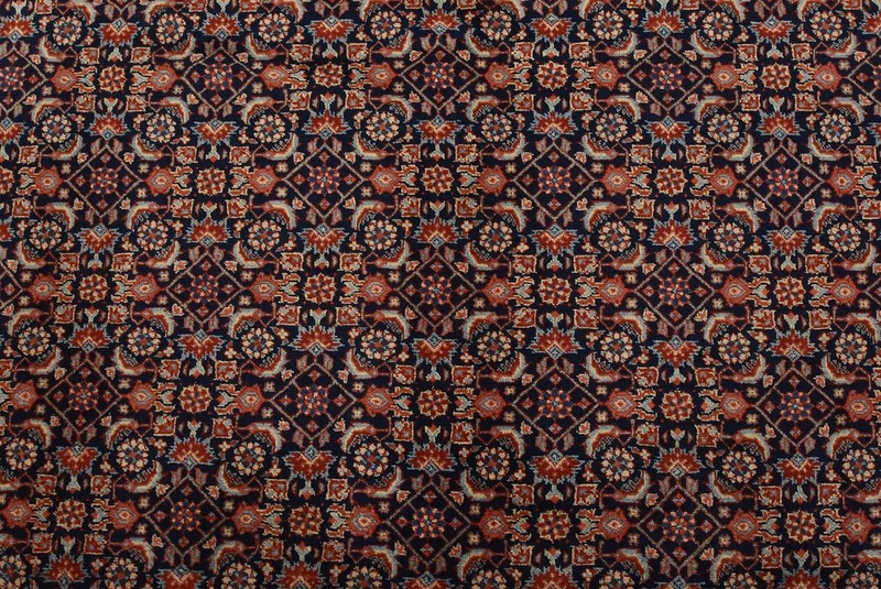 Sarouk Rug 6’5” x 8’4” Blue Wool Vintage Traditional Hand-Knotted Carpet gallery