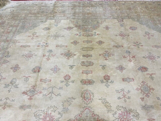 Antique Turkish Ushak rug-2475 gallery
