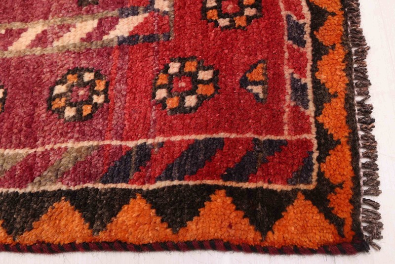 Traditional Vintage Hand-Knotted Area Rug 4'10" x 9'5" Oriental Wool Carpet gallery