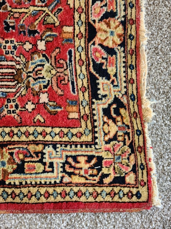 1920s Red Sarouk Rug 40' X 57" gallery