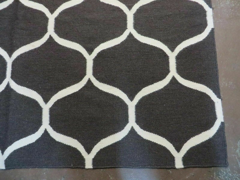 Modern Indian Dhurrie Rug 6x8, Geometric Trellis, Black gallery