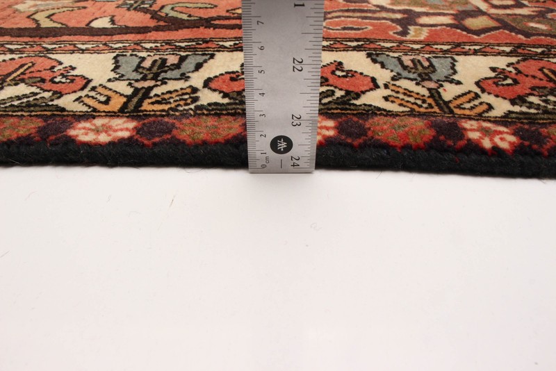 Vintage 4'11" x 6'11" Traditional Hand Knotted Vegetable Dye Wool Area Rug gallery