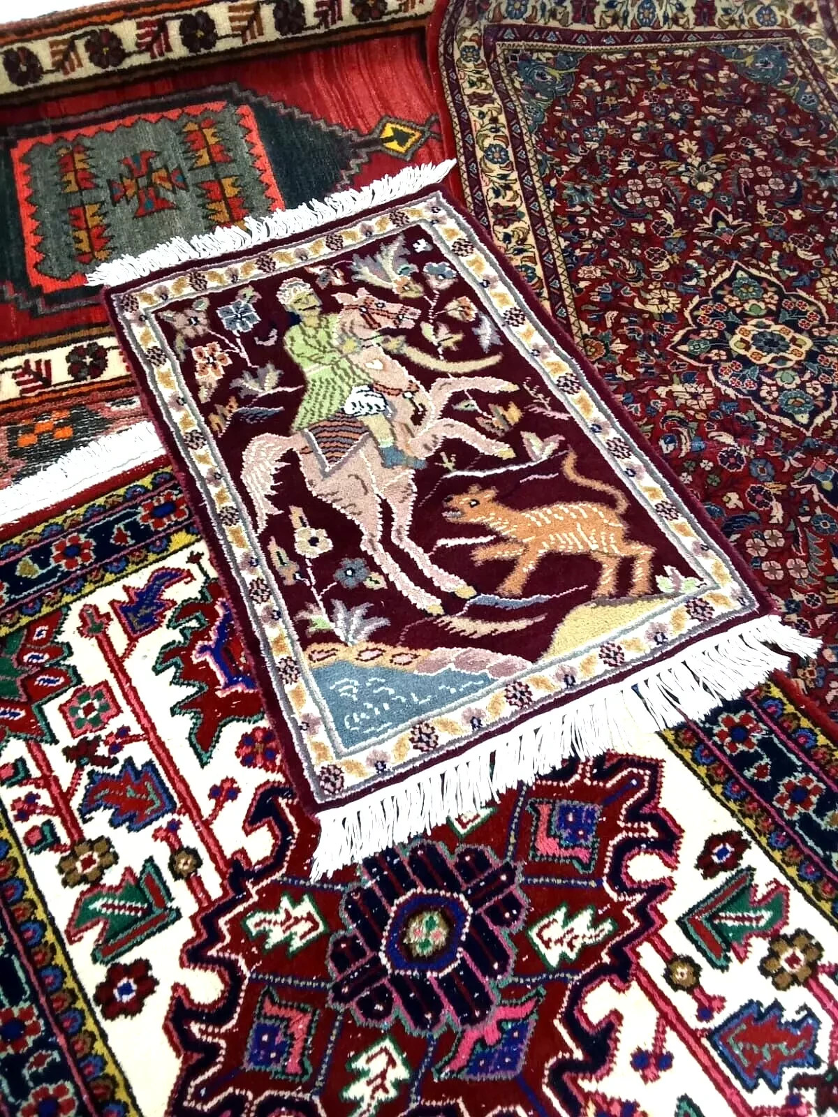Wall Hanging Handmade Hourse King Pictorial Hunting Rug 41 X 71 cm gallery