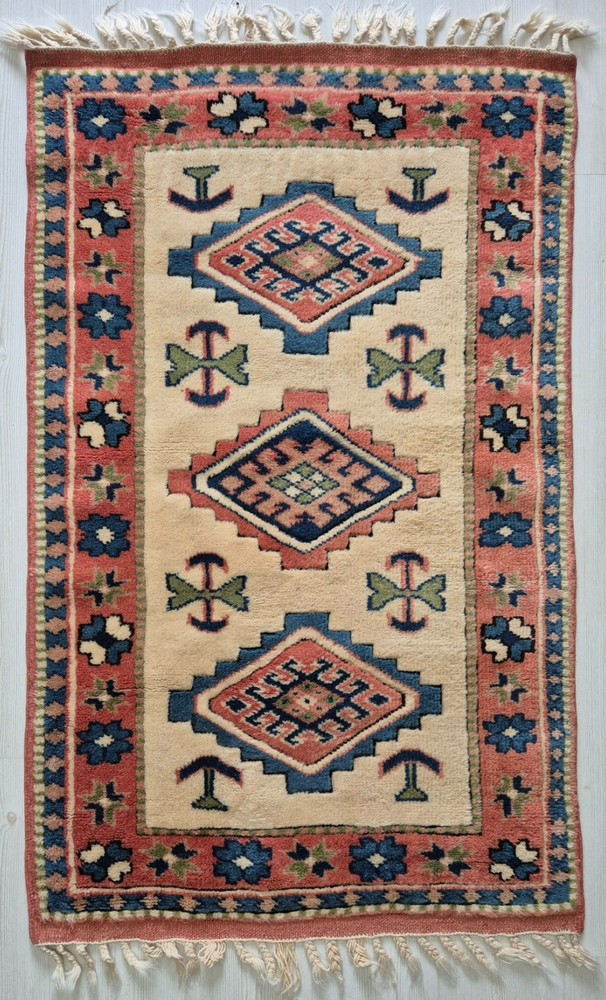 Vintage Hand-Knotted Anatolian Rug 32"x51" Pastel TurkishTribal Wool Area Rug