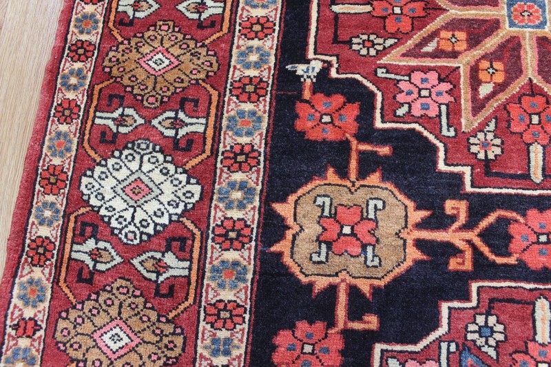 OLD HANDMADE PERSIAN HERIZ WOOL RUNNER, DATED TO THE FIELD 1321(1940) gallery
