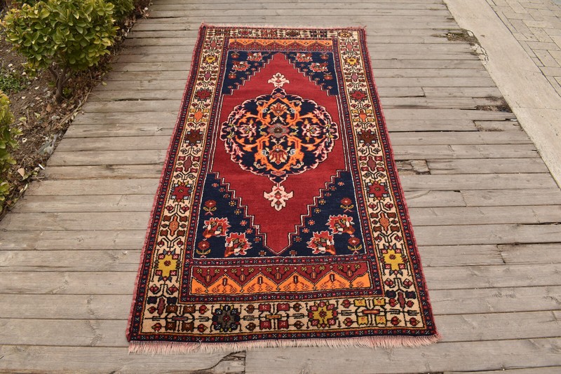 Turkish Red Rug 3x6 ft Vintage Medallion Natural Wool Oriental Carpet 98x205cm gallery