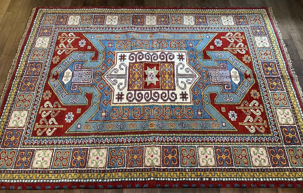 Brand New Tribal & Geometric Colorful & Soft Area Rug, Handmade in India, 6x8