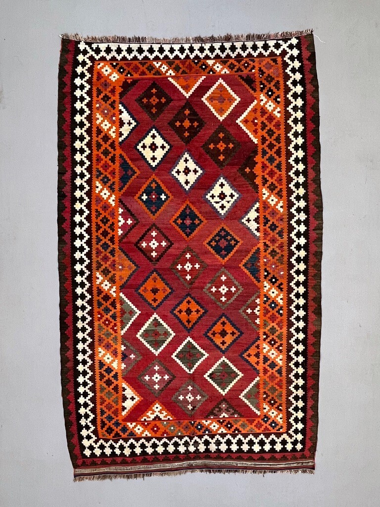 Vintage Qasgai Kilim 270x163 cm Wool Kelim Rug Large Red, Black, Colorful gallery