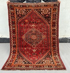 120 X 160 cm COLLECTORS’ ITEM Antique Stunning Natural Vegetable Dye Vase Carpe