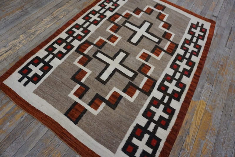 4'x5' Antique Navajo Small Scatter Size Wool Gray, Red, White Rug gallery